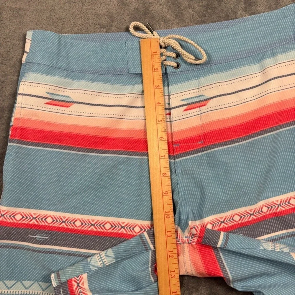 Faherty Board Shorts Mens 32 Blue Aztec Striped Swim Trunks Beach Surf Quick Dry